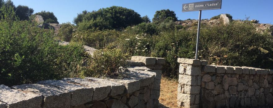 Dolmen di Ladas