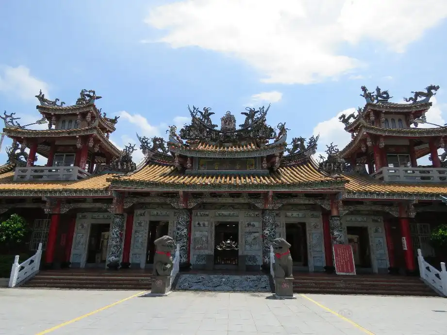 Hotels near Shan Xiu Temple