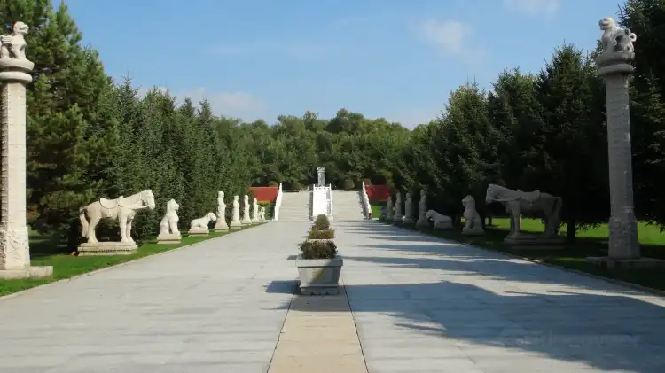 Hotels in der Nähe von Jintaizu Mausoleum