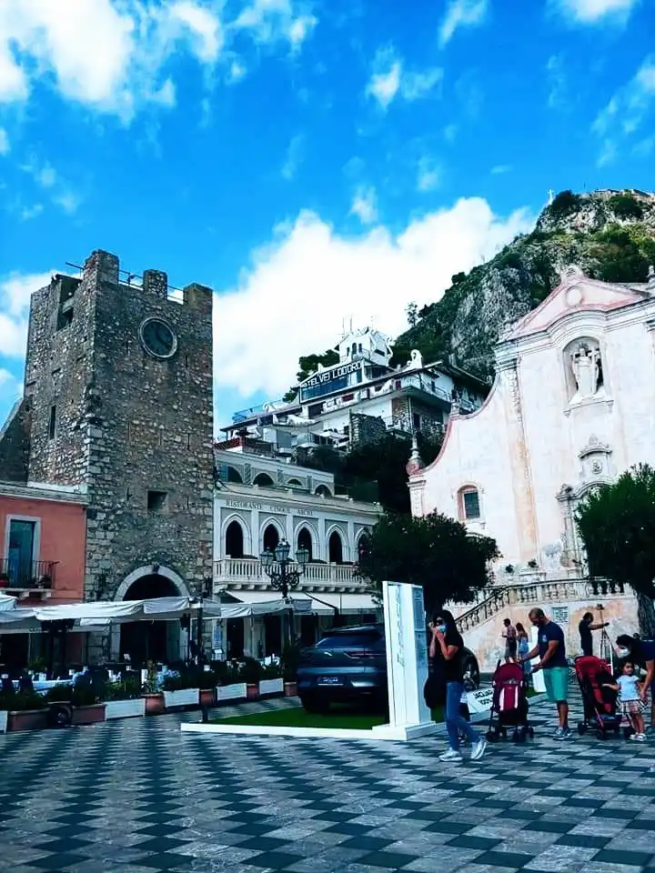 Hotel in zona Porta Messina