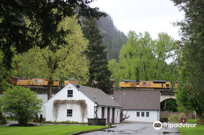 Bonneville Fish Hatchery