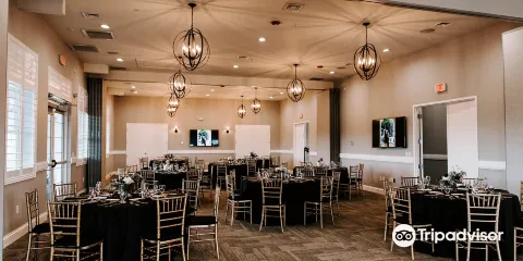 Island Grove Wine Company at Formosa Gardens