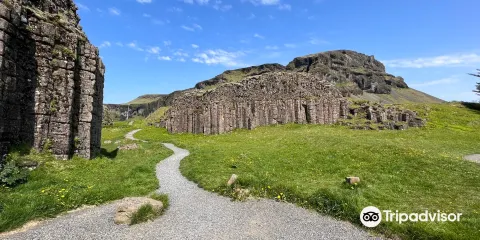 Dwarf Crags Dverghamrar