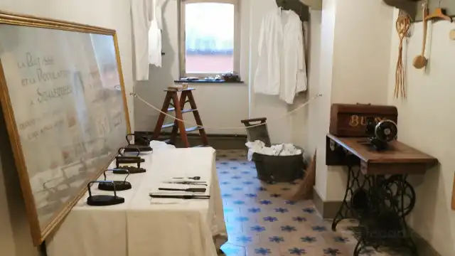 Hotels near Maison Autrique