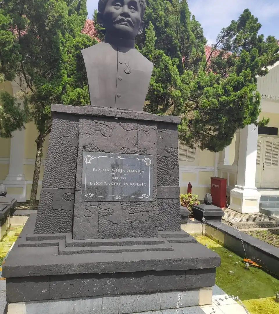 Hotels near Museum Bank Rakyat Indonesia