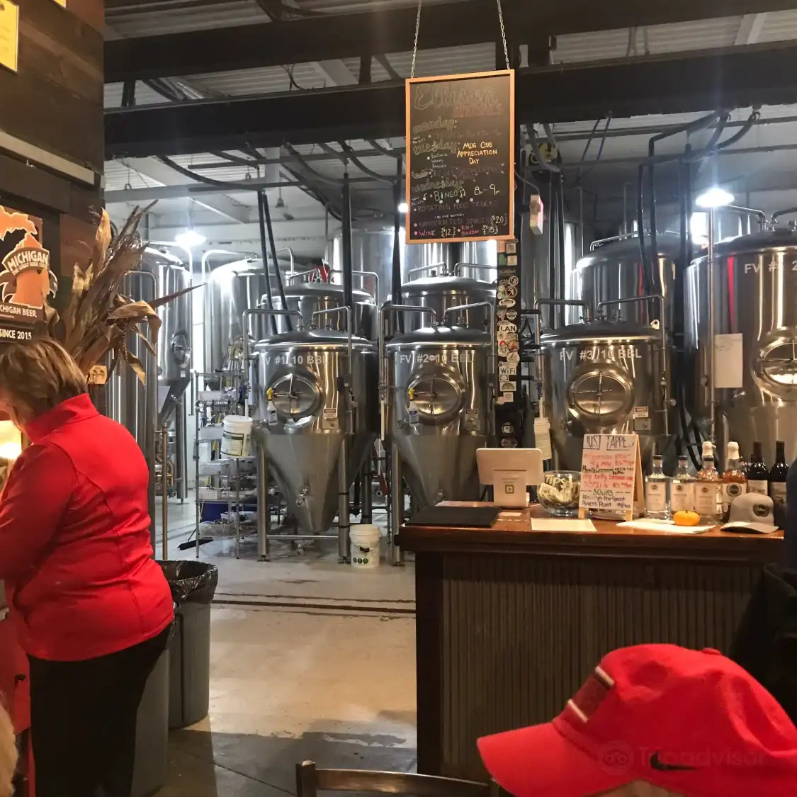 Hotels near Ellison Brewery and Spirits