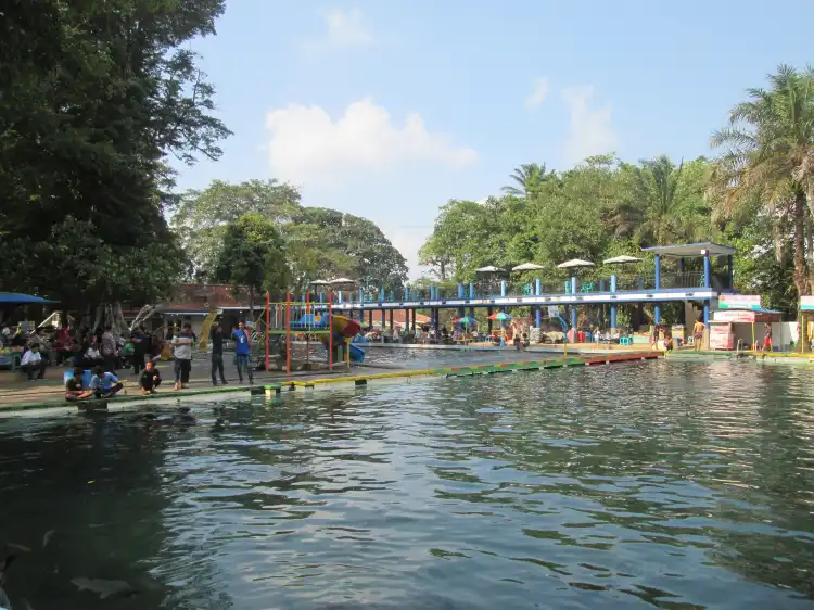 Hotel di Maniskidul