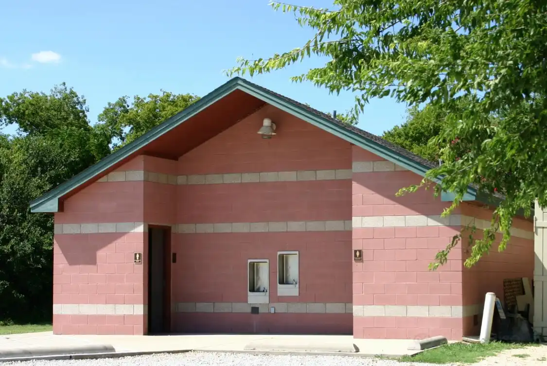 Hotels near Stewart Creek Park