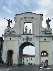 Arco di Porta Nuova