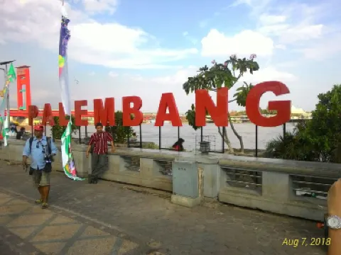 Plaza Benteng Kuto Besak
