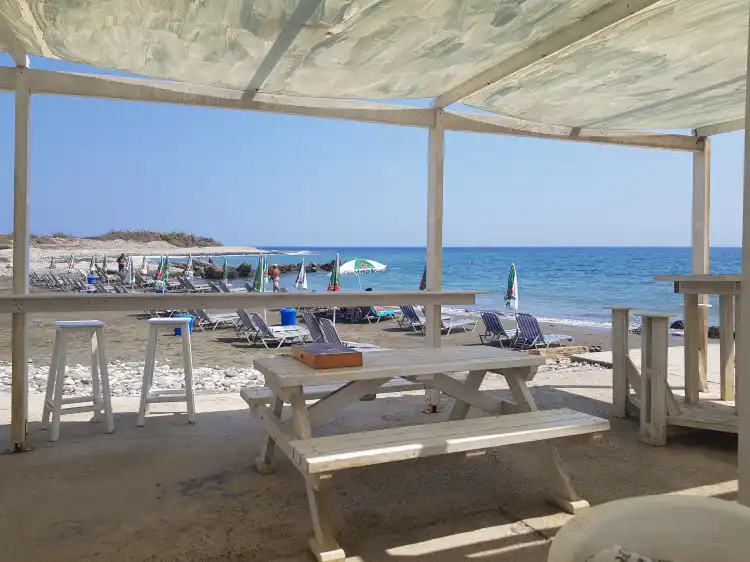 Hotels in Maróni