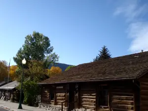 The White River Museum