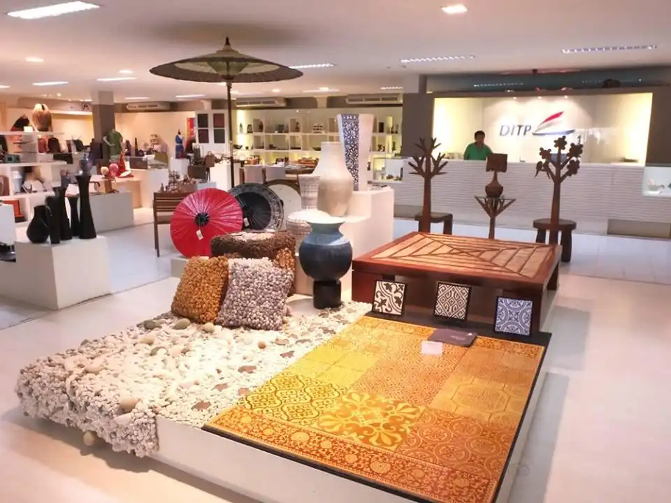 Hotel in zona Hall Of Design