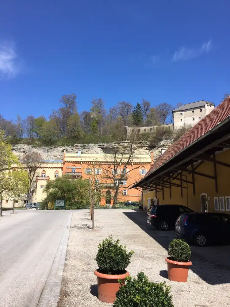 Hotel berhampiran Evangelisch-Lutherische Pauluskirche Traunreut