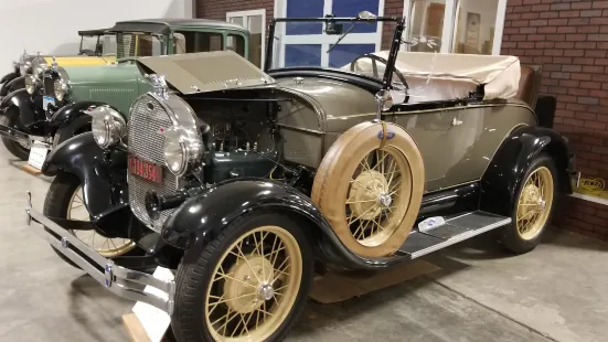 Antique Car Museum of Iowa