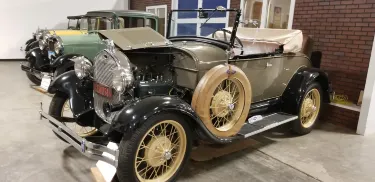 Antique Car Museum of Iowa Coralville otelleri