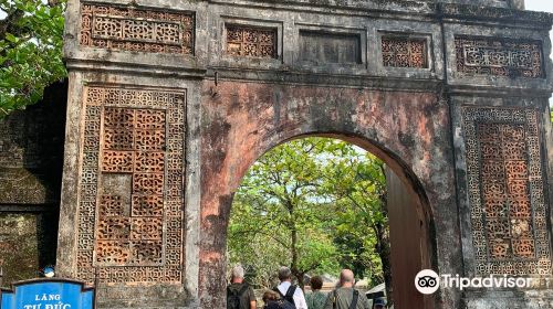 Tomb of Tu Duc