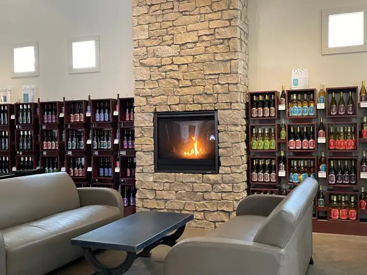 Hotels in Pepin