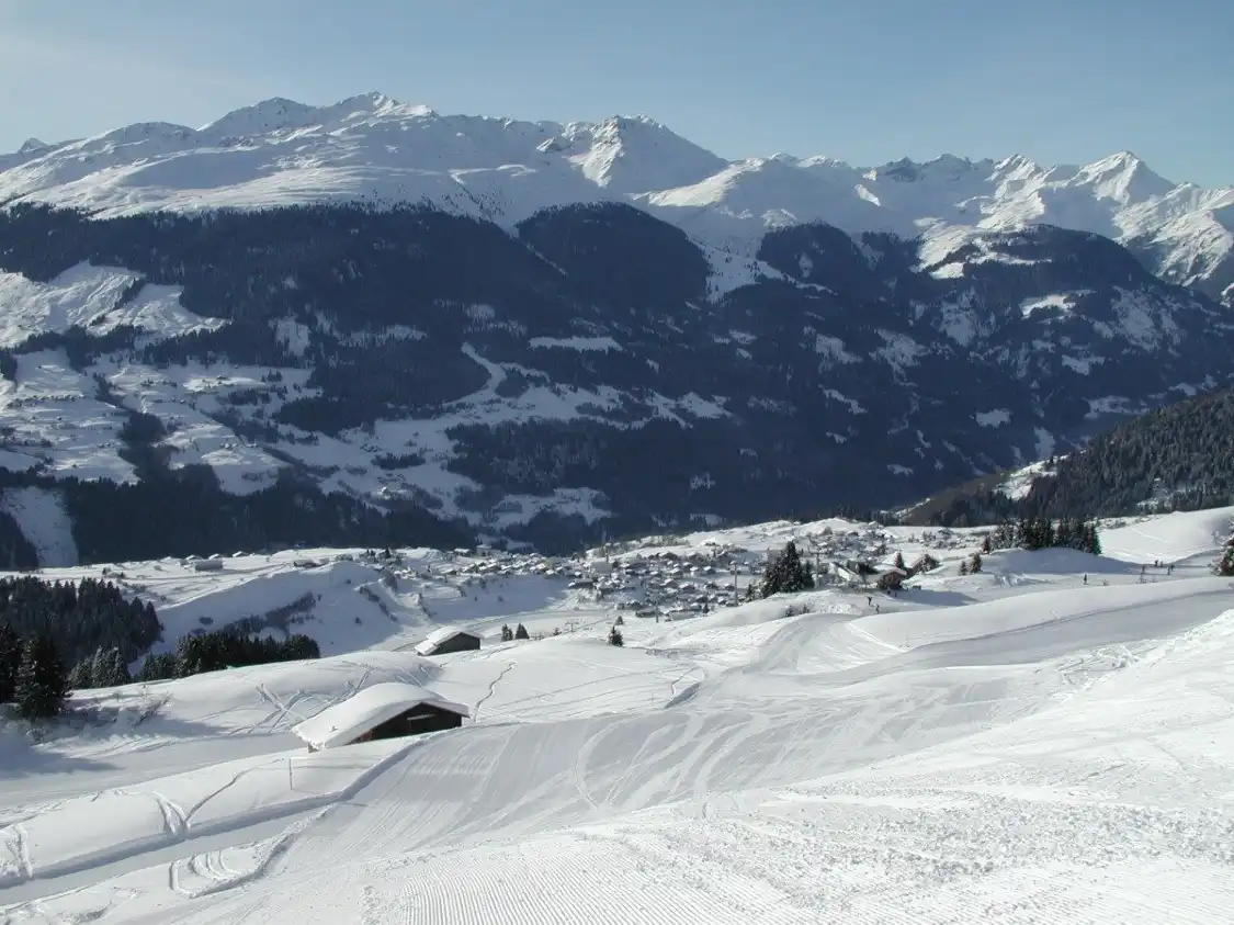 Hotels near Brigels Waltensburg