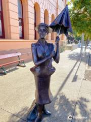 Mary Poppins Statue