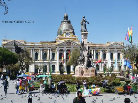 Hotel berhampiran Palacio del Congreso Nacional