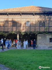 Museo Etnográfico de Cantabria Casa Velarde