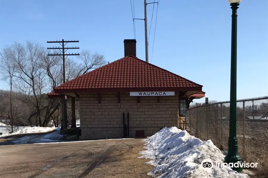 Waupaca Train Depot