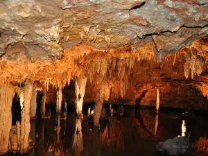 Meramec Caverns