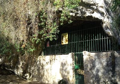 Cuevas Hornos De La Peña