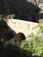 Puente Nazari de Tablate