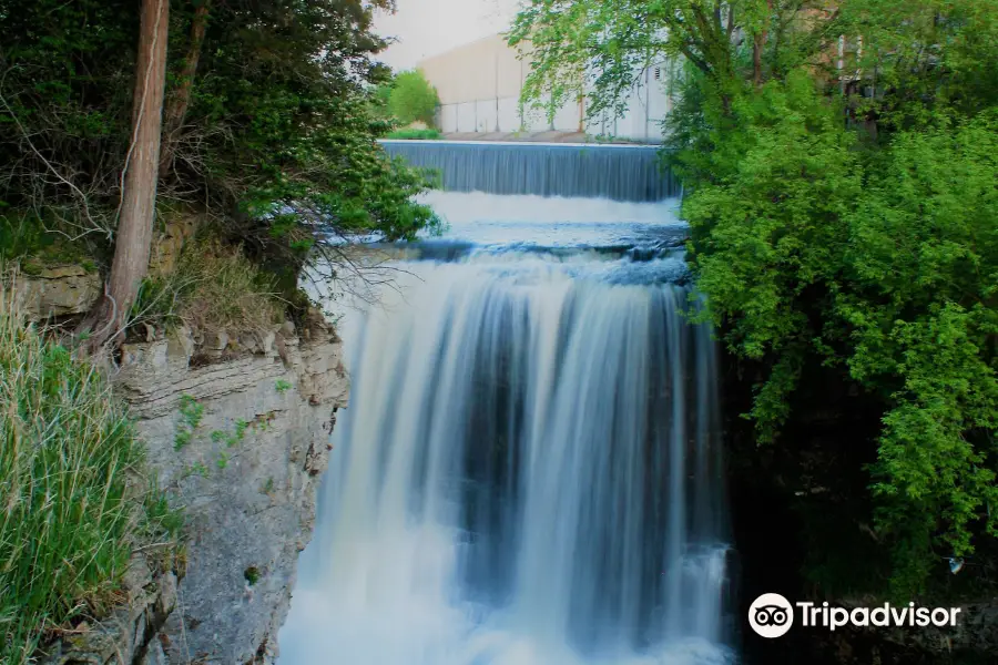 Vermillion Falls Park