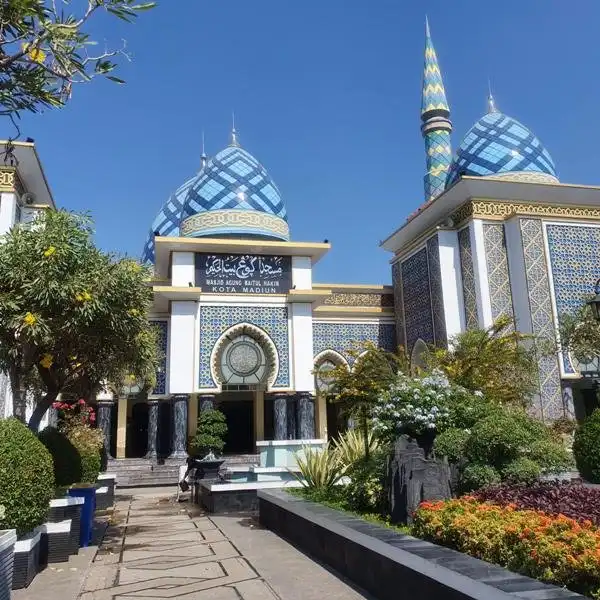 Hotels near Madiun City Square