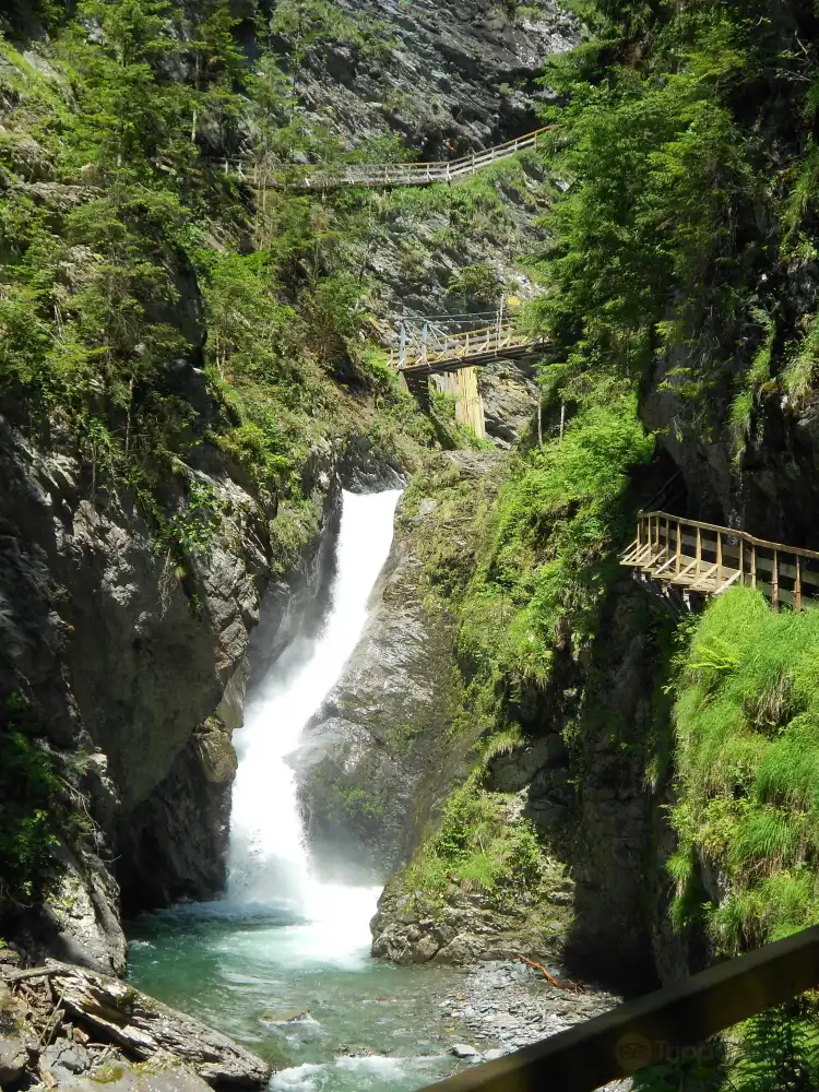 Hotels near Gorges of the Diosaz