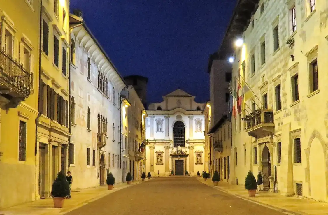 Hotel in zona Palazzo Geremia