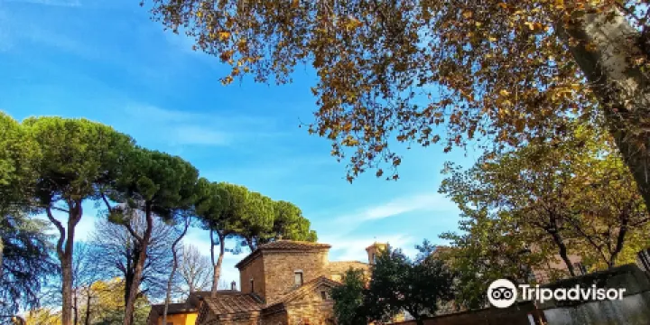 加拉·普拉西提阿陵墓