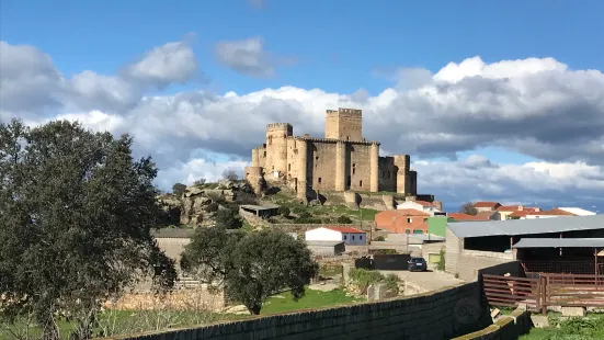 Castle of Belvís de Monroy