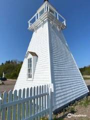 Spencer's Island Lighthouse