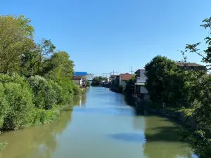 Suspension bridge across the river Dagomys