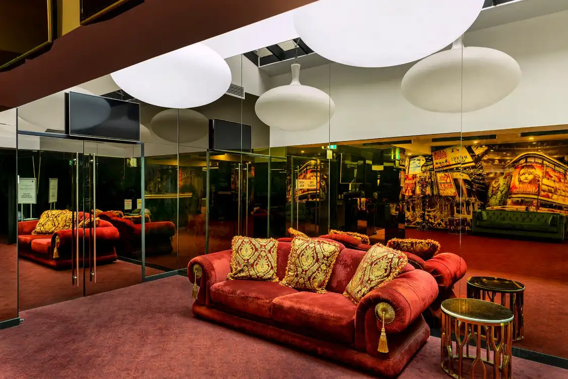 Hotels near Alex Theatre St Kilda