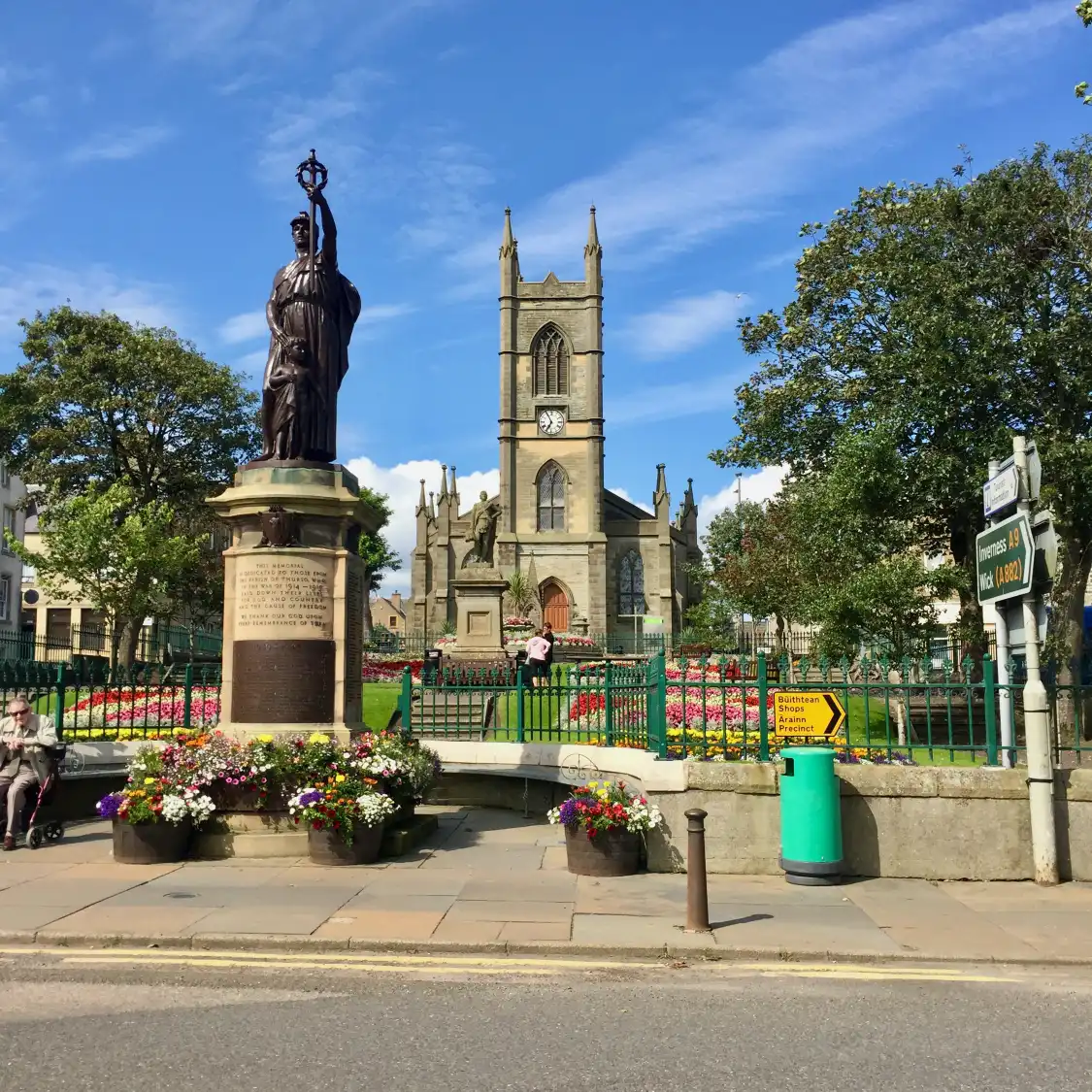 Hotels near Thurso Library & Gallery