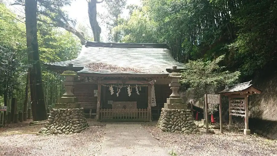 Hotels near Kitsuregawa Shrine