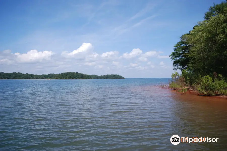 Hartwell Dam