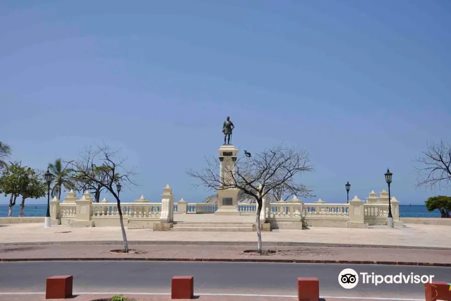 Rodrigo de Bastidas Square