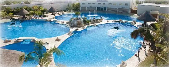 Dolphinaris Cancun