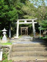 Takuzudama Shrine