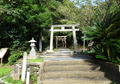 Takuzudama Shrine