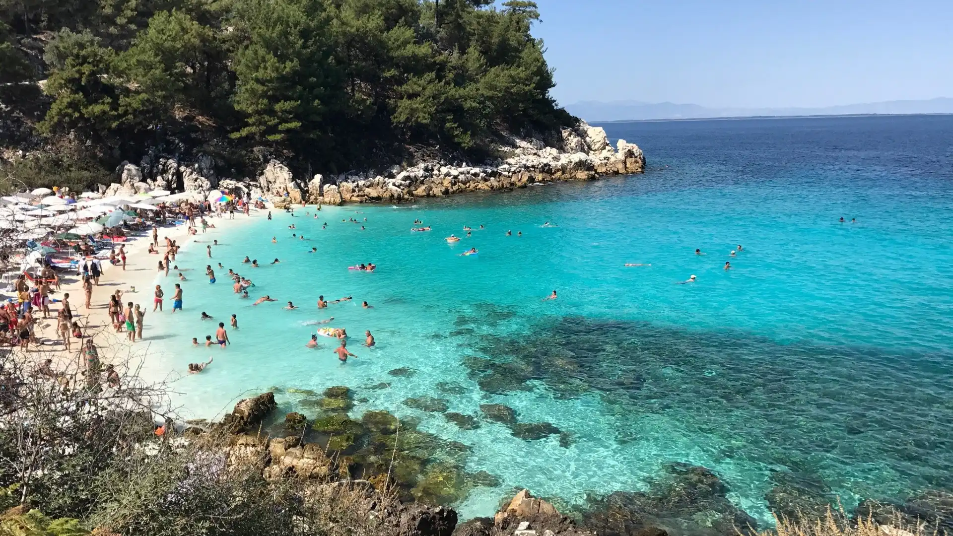 Hotels near Marble Beach