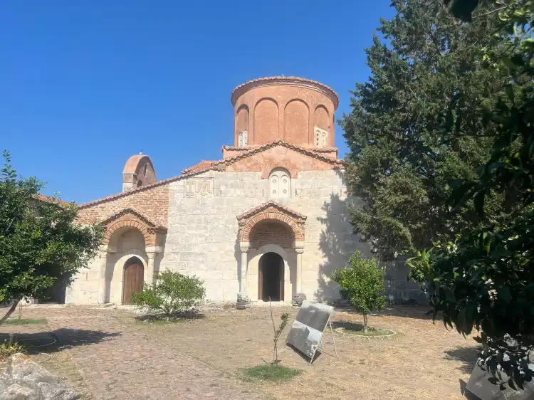 Hotels near Lamaj SHPK