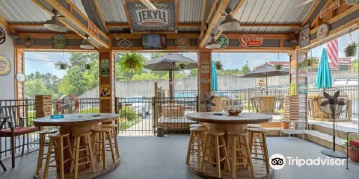 Lincoln Fill Station