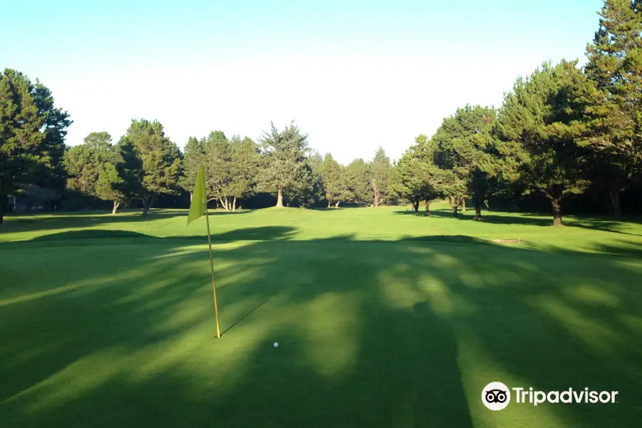 Manzanita Golf Course